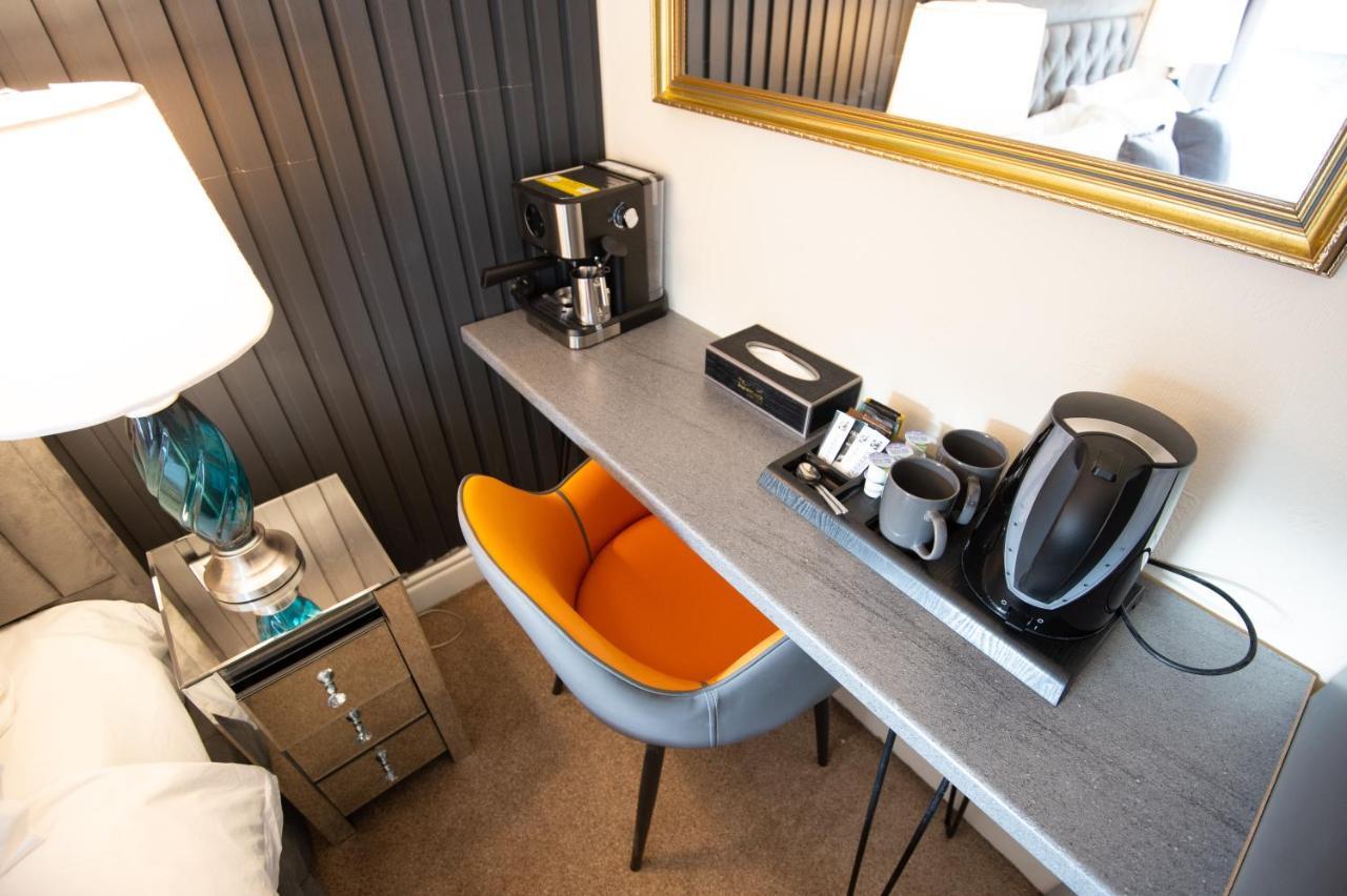 The Ambleside Apartments - Self Catering With Private Kitchen - Best For Location Eksteriør billede